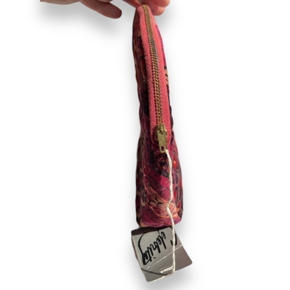 Vintage Deadstock Celebrity Pink/Red Velvet Floral Zip Up Cosmetic Travel Case - Picture 3 of 7